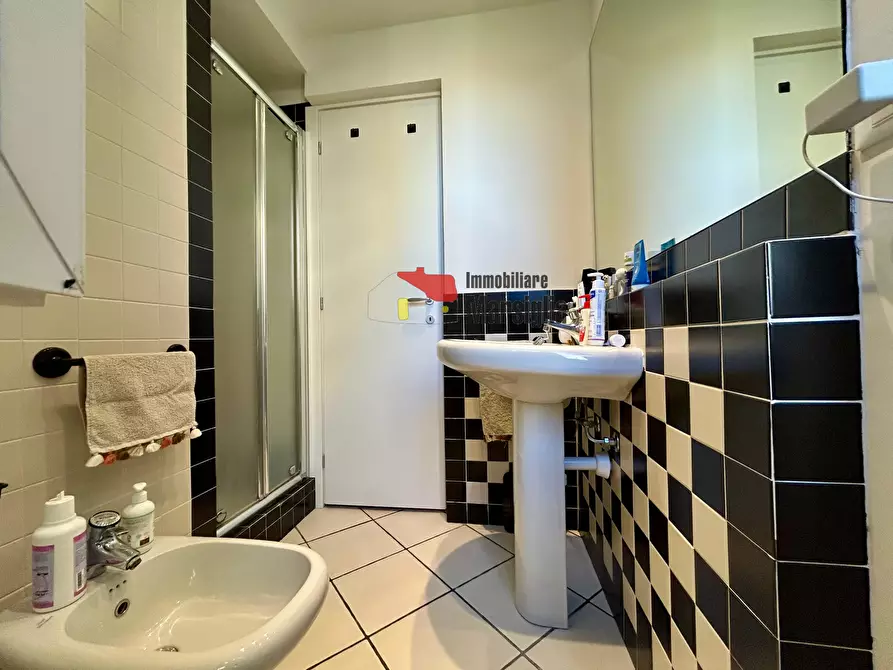 Immagine 15 di Bilocale in vendita  in CORSO DEGLI INGLESI 370 a San Remo