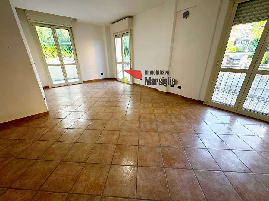 Immagine 1 di Trilocale in vendita  in Via Franco Alfano 37 a San Remo