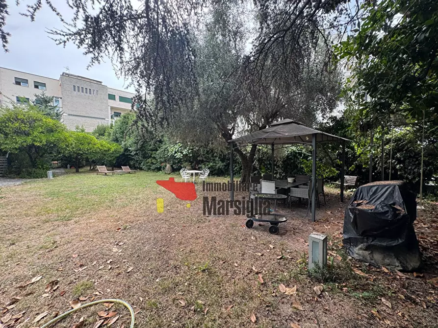 Immagine 29 di Quadrilocale in vendita  in Corso Felice Cavallotti 340 a San Remo