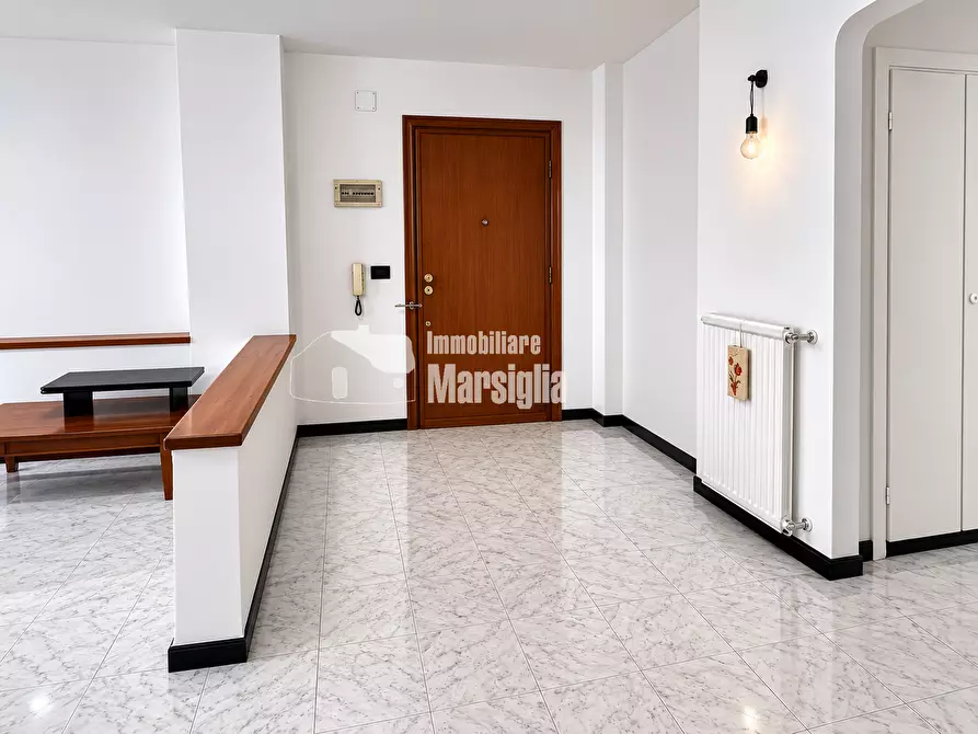 Immagine 3 di Trilocale in vendita  in Via Martiri della Libertà 139 a San Remo