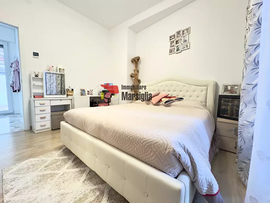 Immagine 21 di Quadrilocale in vendita  in Strada Solaro 14 a San Remo