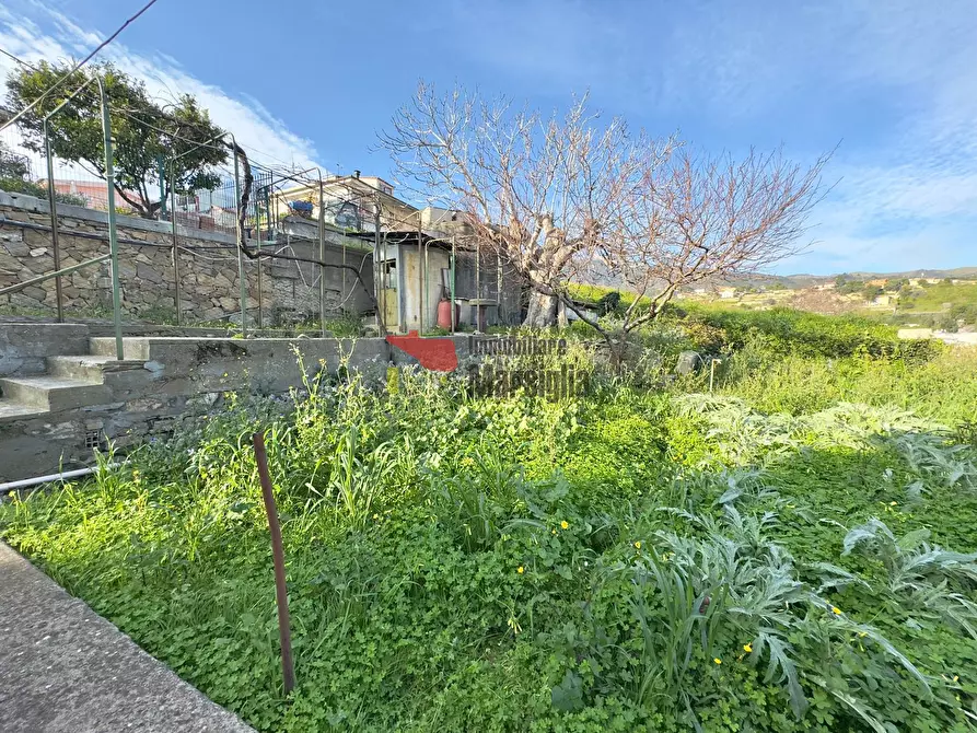 Immagine 13 di Casa indipendente in vendita  in VIA DE AMICIS 83 a San Remo