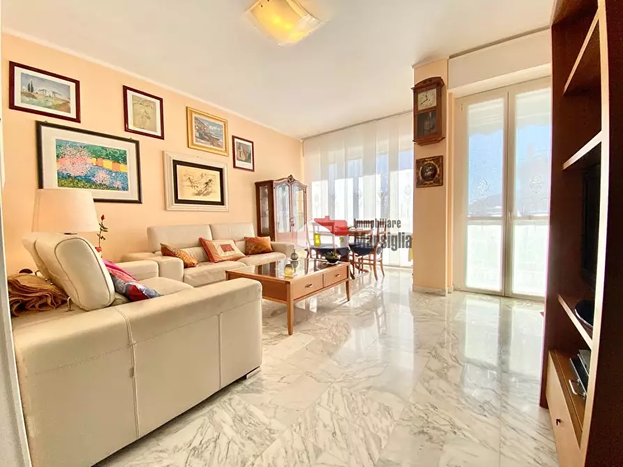 Immagine 4 di Trilocale in vendita  in Strada Solaro 35 a San Remo