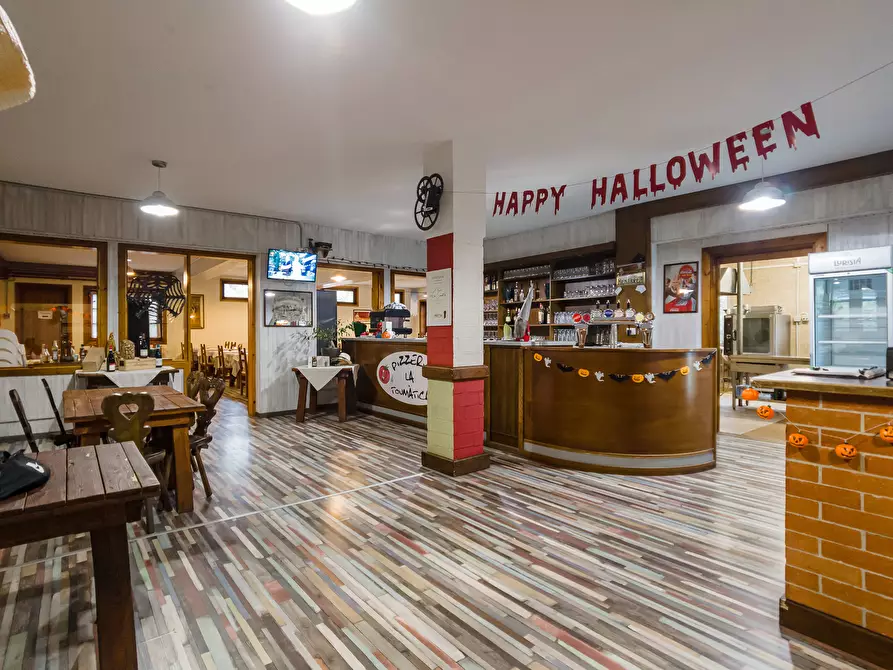 Immagine 5 di Bar / Ristorante in vendita  in Via Losa a Pessinetto