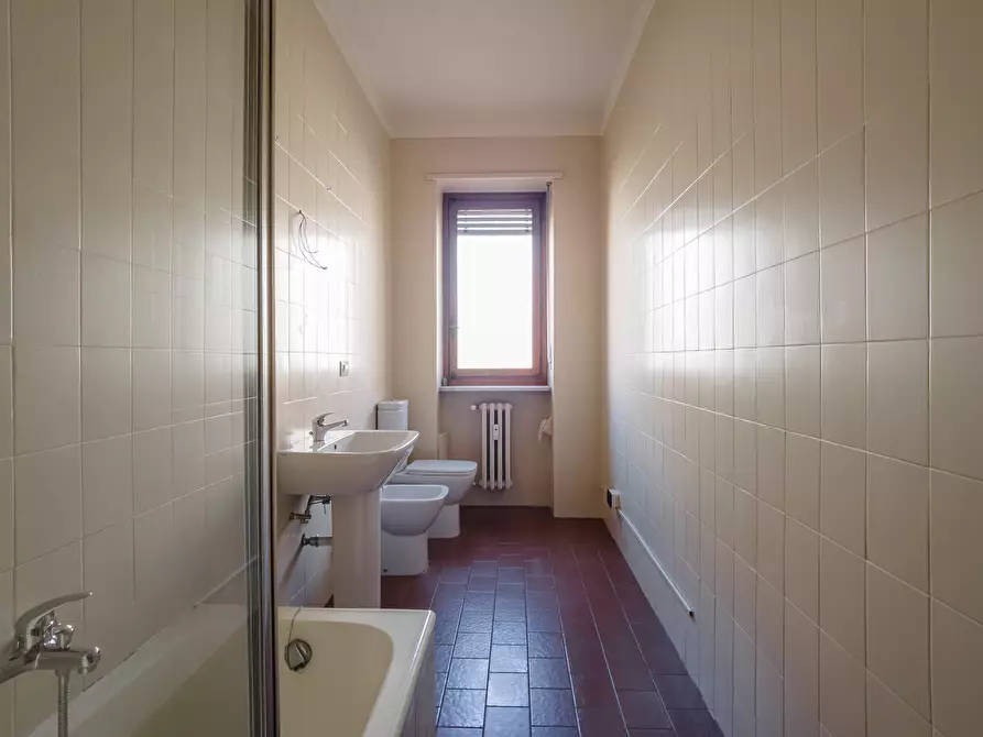 Immagine 23 di Quadrilocale in vendita  in Via Castellino a Torino