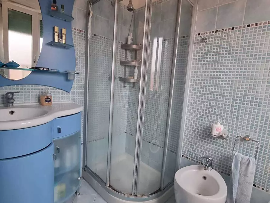 Immagine 12 di Appartamento in vendita  a Livorno