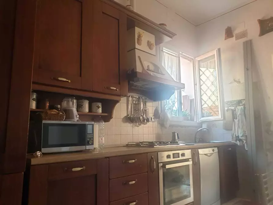 Immagine 30 di Quadrilocale in vendita  a Livorno