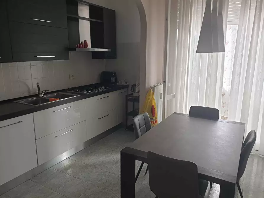 Immagine 4 di Quadrilocale in vendita  a Livorno