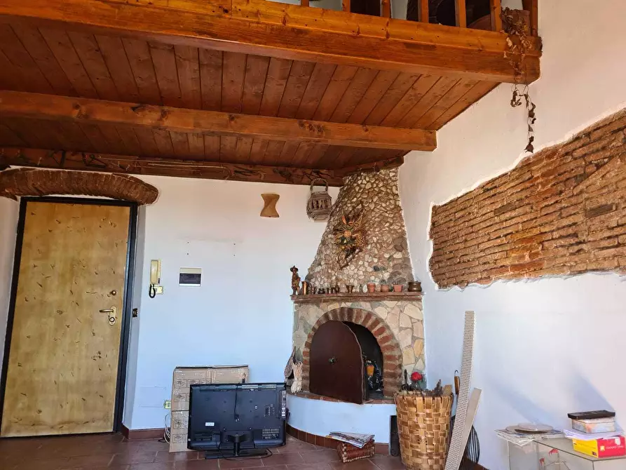 Immagine 23 di Trilocale in vendita  a Livorno