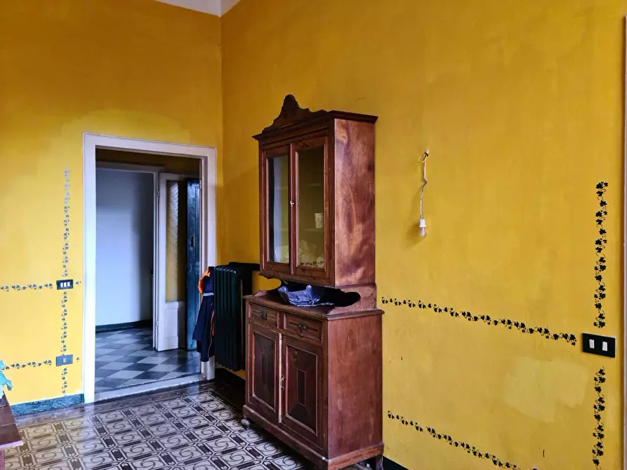 Immagine 2 di Appartamento in vendita  a Livorno