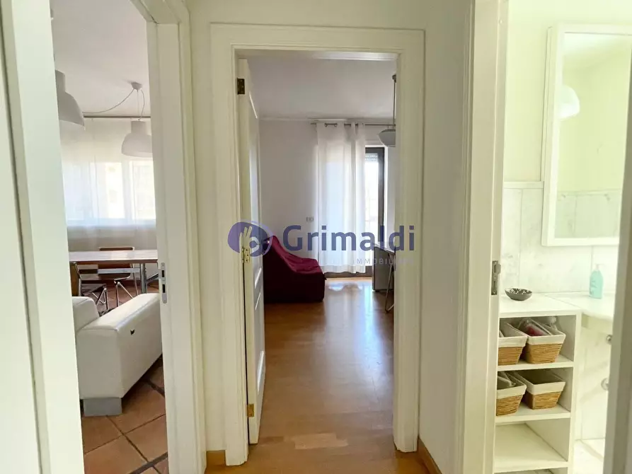 Immagine 35 di Quadrilocale in vendita  in Via Lupiae 46 a Lecce