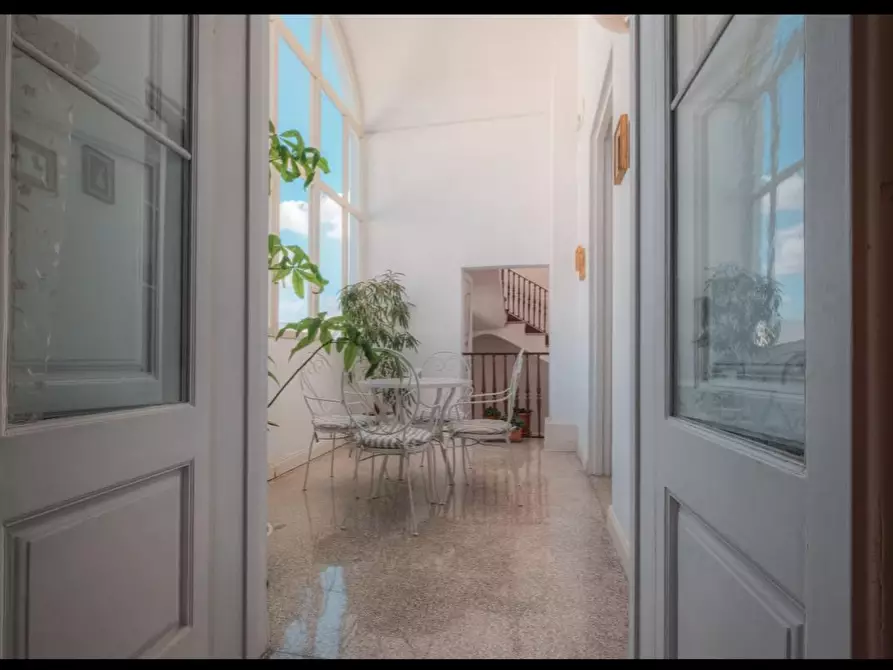 Immagine 30 di Palazzo in vendita  in via saverio de pace 3 a Nardo'