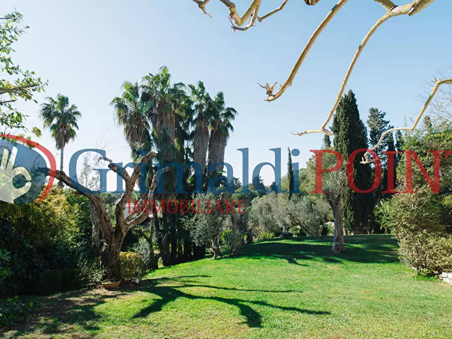 Immagine 6 di Villa in vendita  in Via Villa Bellavista 70 a Lecce