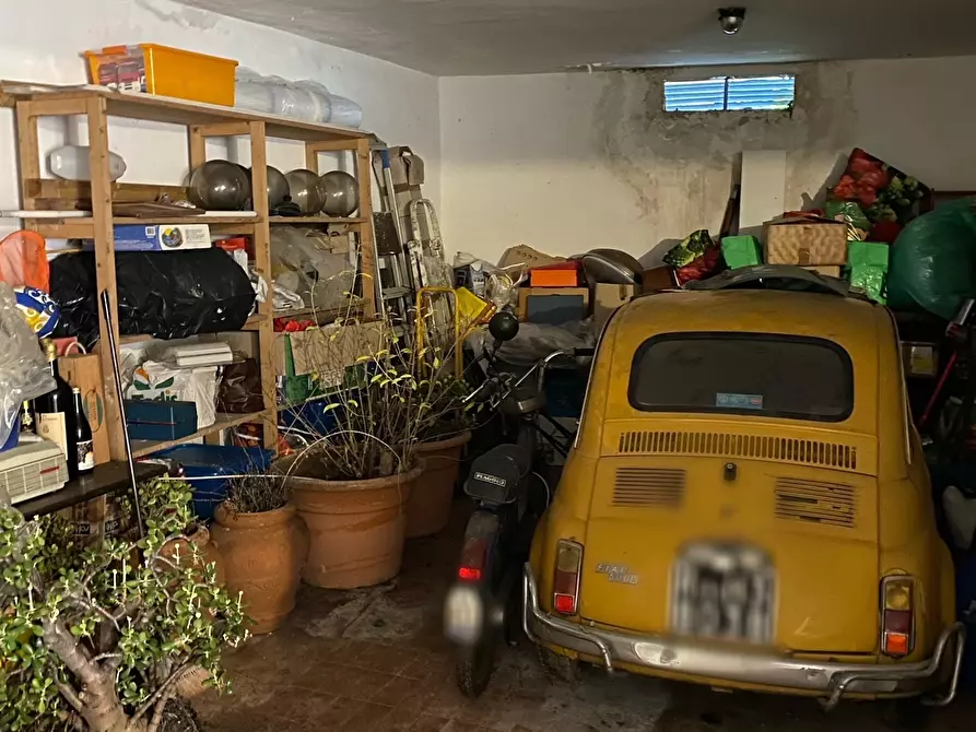 Immagine 9 di Garage in vendita  in VIA PEGASO 2 a Anzio