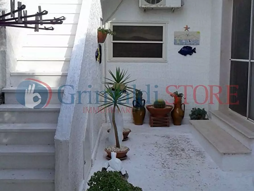 Immagine 13 di Villa in vendita  a Manduria