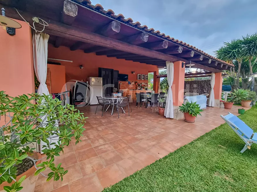 Immagine 6 di Villa in vendita  in Via delle Muse 39 a Siracusa