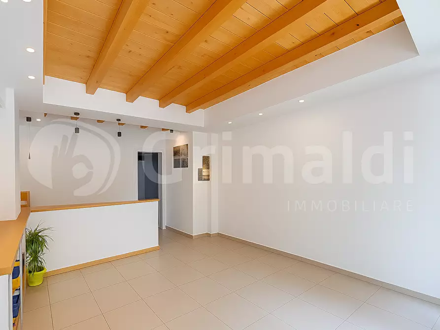 Immagine 1 di Locale commerciale in vendita  in Via mazzini 33 a Avola