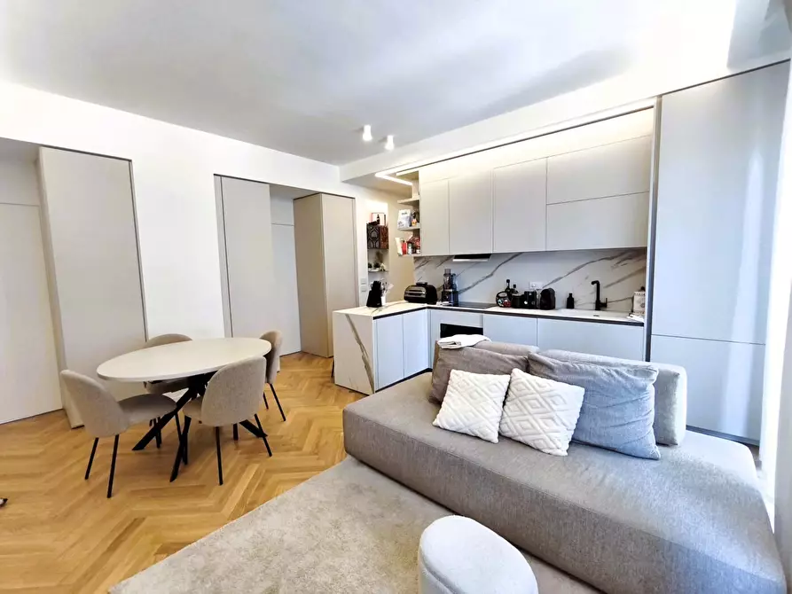 Immagine 1 di Appartamento in vendita  in Viale Misurata 23 a Milano