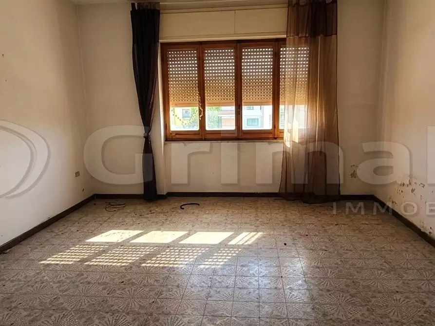 Immagine 32 di Palazzo in vendita  in Via Sferracavallo Snc a San Martino Valle Caudina