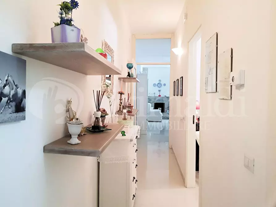 Immagine 15 di Casa indipendente in vendita  in corso cesare vergine a Tuglie