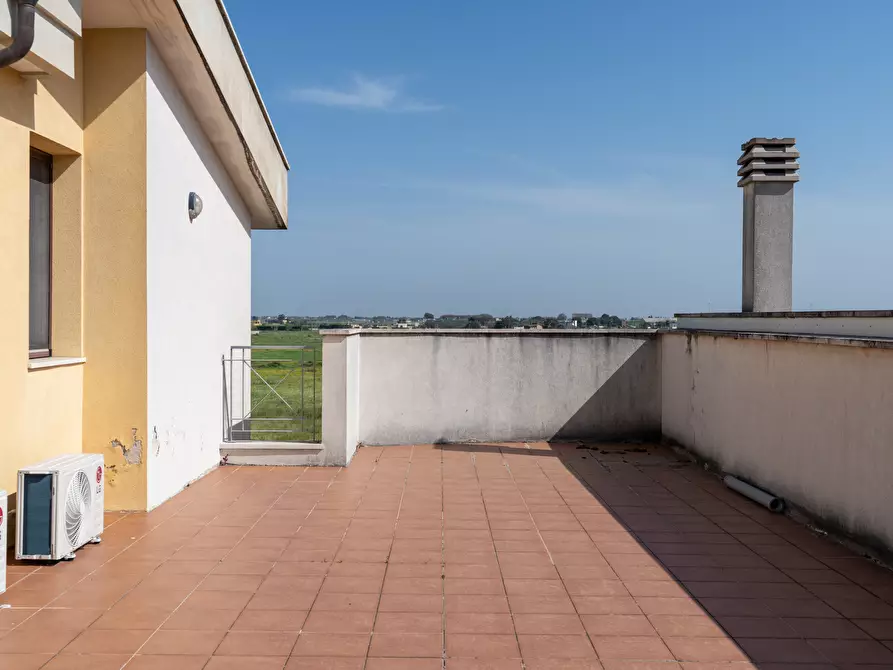 Immagine 48 di Villa in vendita  in Via Piero Della Francesca 92 a Lecce