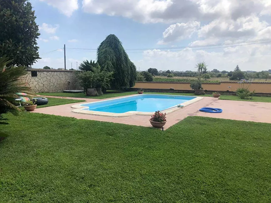 Immagine 3 di Villa in vendita  in via siracusa 7 a Nettuno