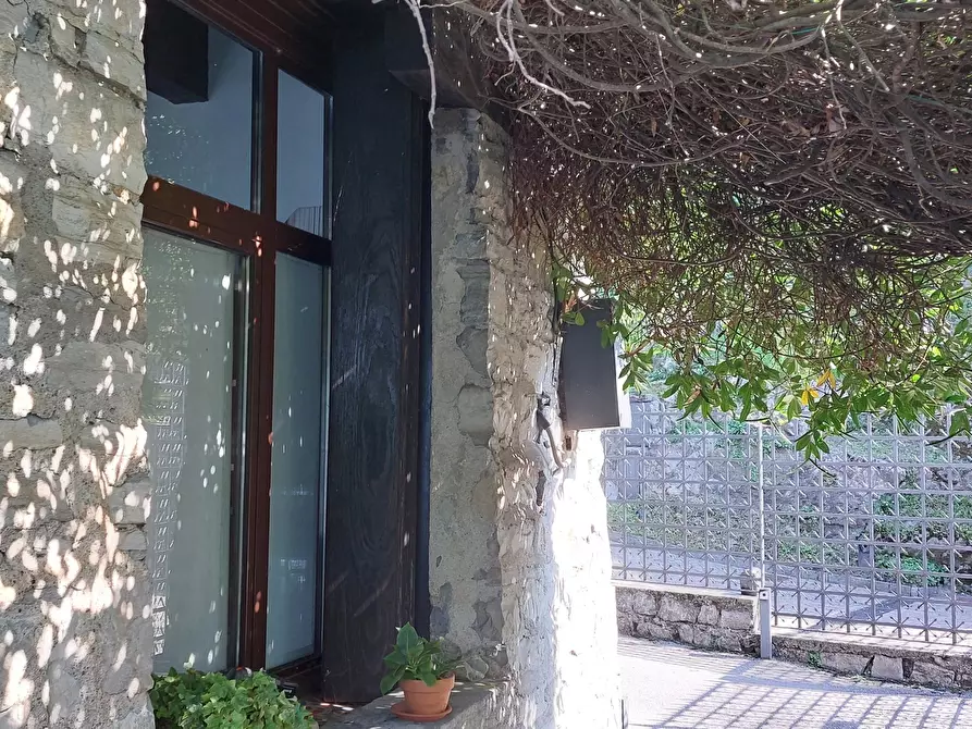 Immagine 10 di Casa indipendente in affitto  in Viale Geno 16 a Como