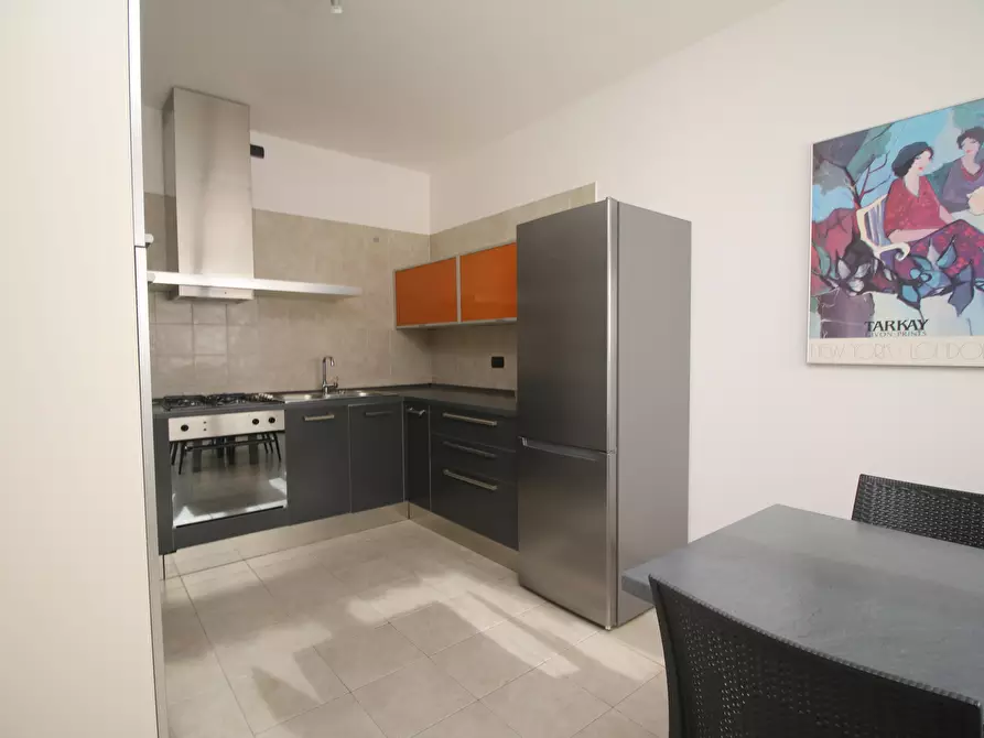 Immagine 8 di Trilocale in vendita  a Como