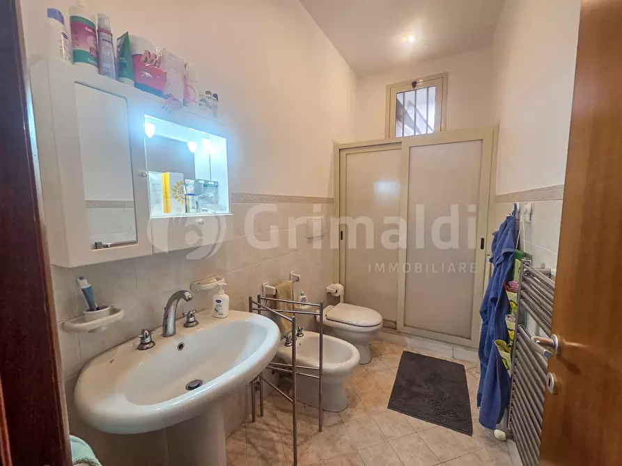 Immagine 15 di Casa indipendente in vendita  a Avola