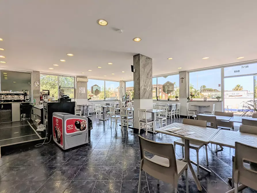 Immagine 7 di Bar / Ristorante in vendita  in Via Caprioli 2 a Nettuno