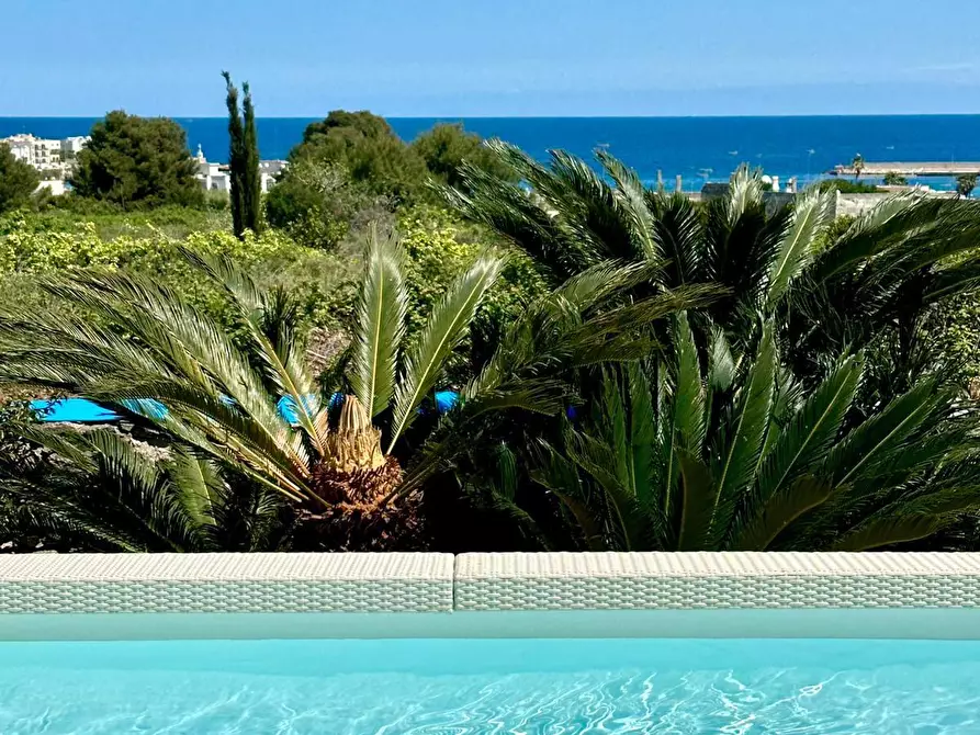 Immagine 3 di Villetta a schiera in vendita  in Via Rita Levi Montalcini 163 a Otranto