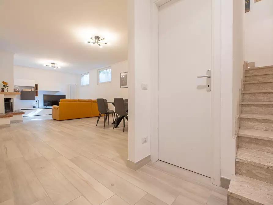 Immagine 44 di Villa in vendita  in Via Moricone a Albano Laziale