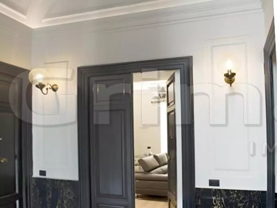 Immagine 5 di Trilocale in vendita  in Piazza Nicola Amore 2 a Napoli