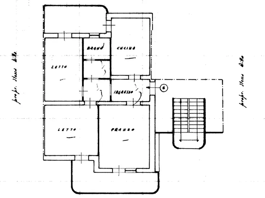 Immagine 42 di Attico in vendita  in Via  Matteotti a Melendugno