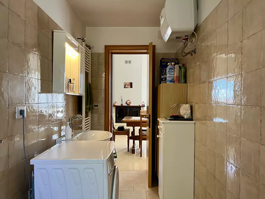 Immagine 43 di Rustico / casale in vendita  a Carovigno