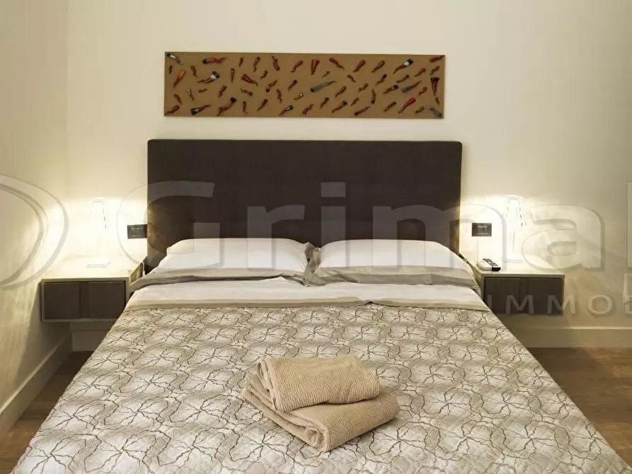 Immagine 13 di Trilocale in vendita  in Piazza Nicola Amore 2 a Napoli