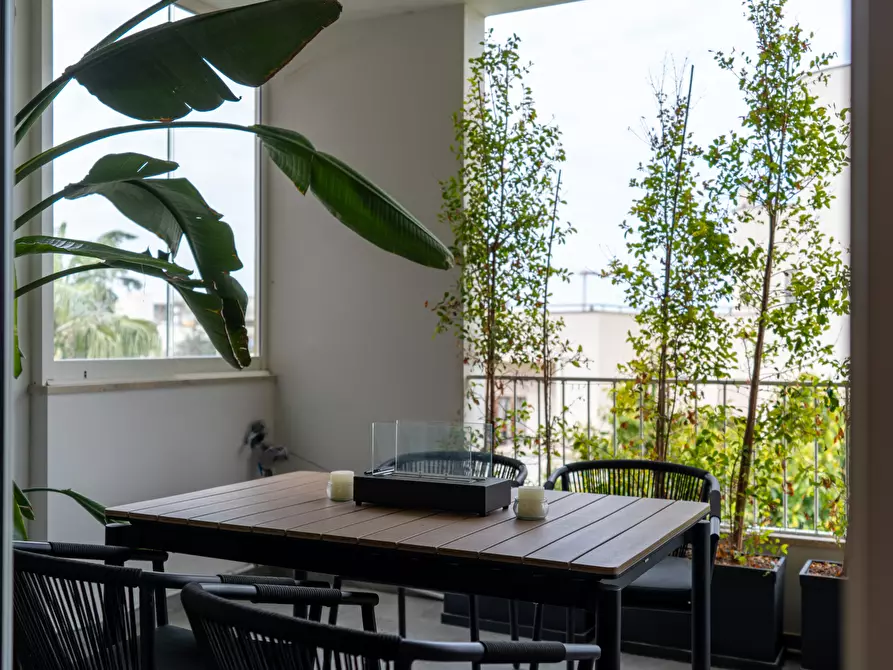 Immagine 41 di Bilocale in vendita  in Via Oronzo de Donno 5 a Lecce