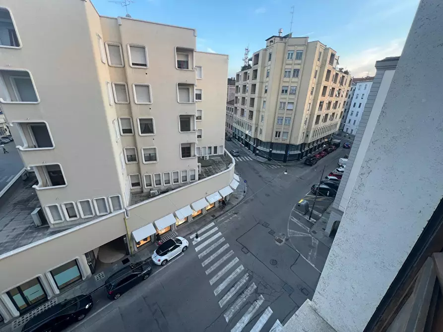 Immagine 1 di Bilocale in vendita  in Via Dante Alighieri 59 a Vercelli