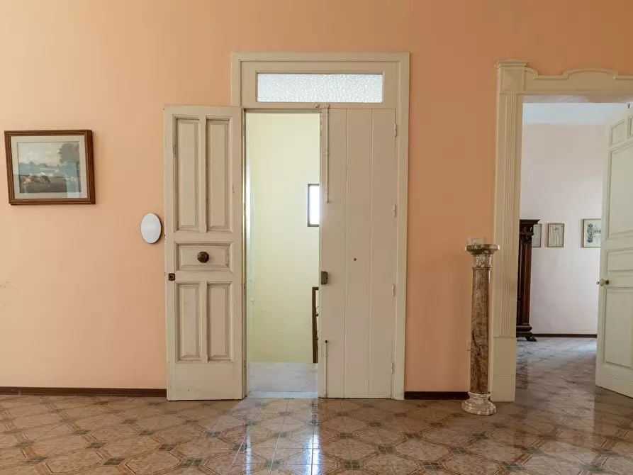 Immagine 42 di Palazzo in vendita  in Via Giacomo Matteotti a Nardo'