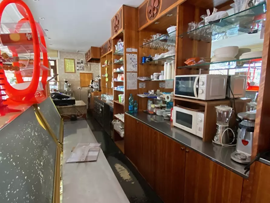 Immagine 8 di Bar / Ristorante in vendita  in Via Venezia 12 a Nettuno