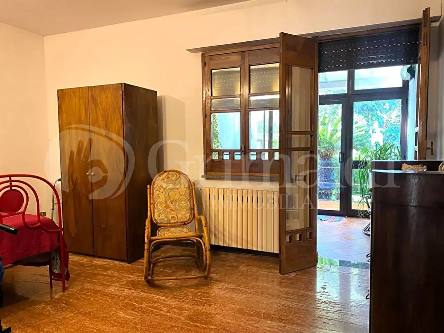 Immagine 33 di Villetta a schiera in vendita  in VIA VERDI a Alezio