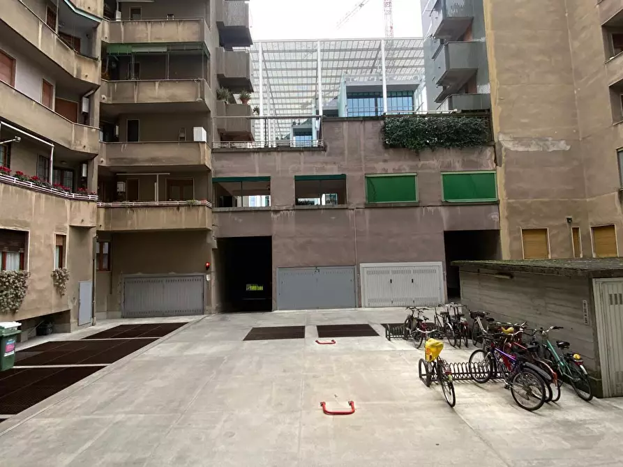 Immagine 21 di Quadrilocale in vendita  in Viale Paolo Onorato Vigliani 13 a Milano