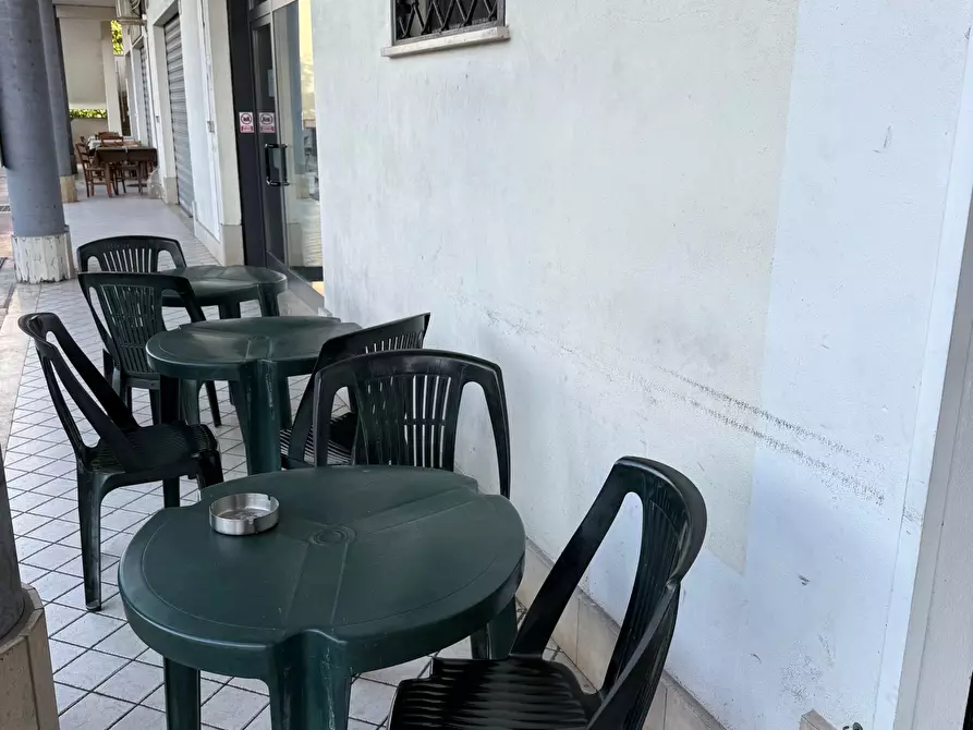 Immagine 3 di Locale commerciale in vendita  in Via Santa Maria 160 a Nettuno