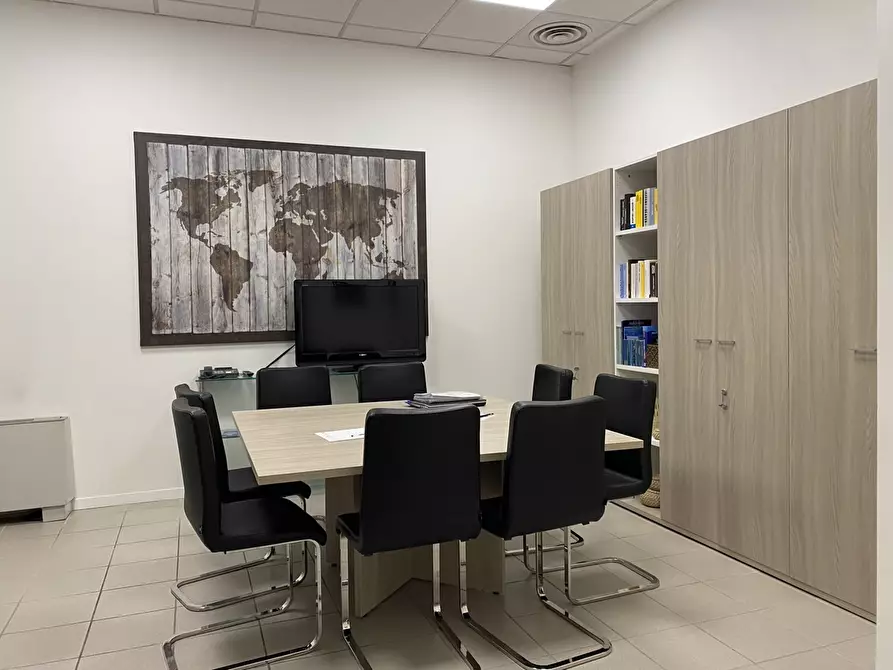 Immagine 1 di Ufficio in affitto  in Via Plinio 1 a Grandate