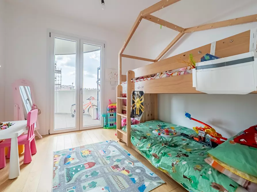 Immagine 18 di Appartamento in vendita  in Viale Pablo Neruda a Roma