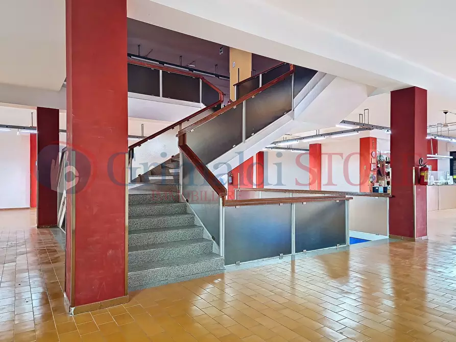 Immagine 19 di Attività commerciale in vendita  a Francavilla Fontana