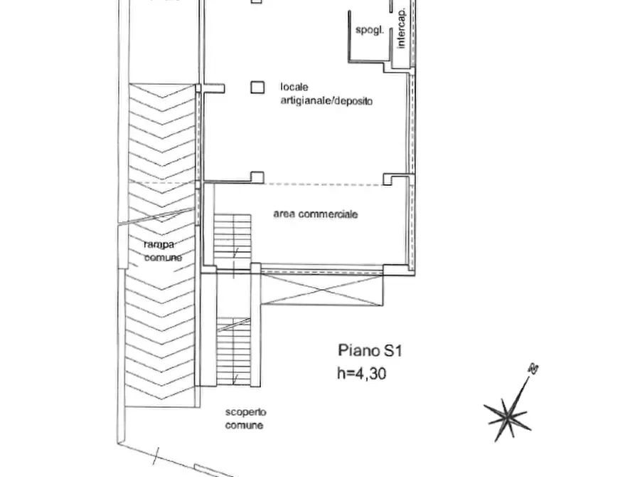 Immagine 49 di Magazzino in vendita  in Viale Giovanni Paolo II 71 a Lecce