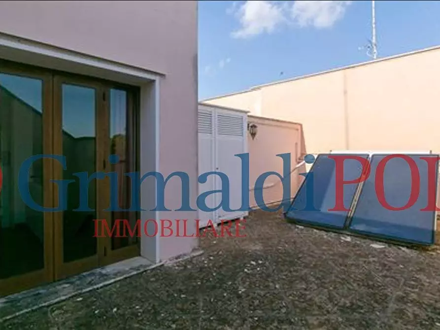 Immagine 25 di Villa in vendita  in Via Fiesole 28 a Lecce