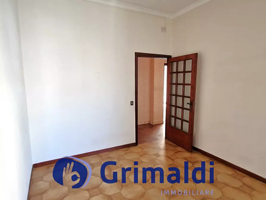 Immagine 23 di Pentalocale in vendita  in Via Michelangelo Schipa a Napoli