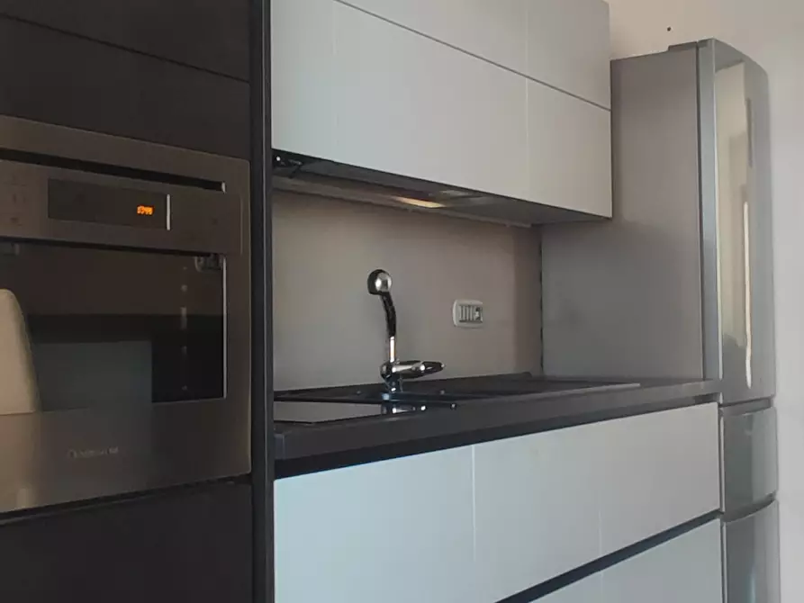 Immagine 51 di Appartamento in vendita  in Via Francesco Menzio a Roma